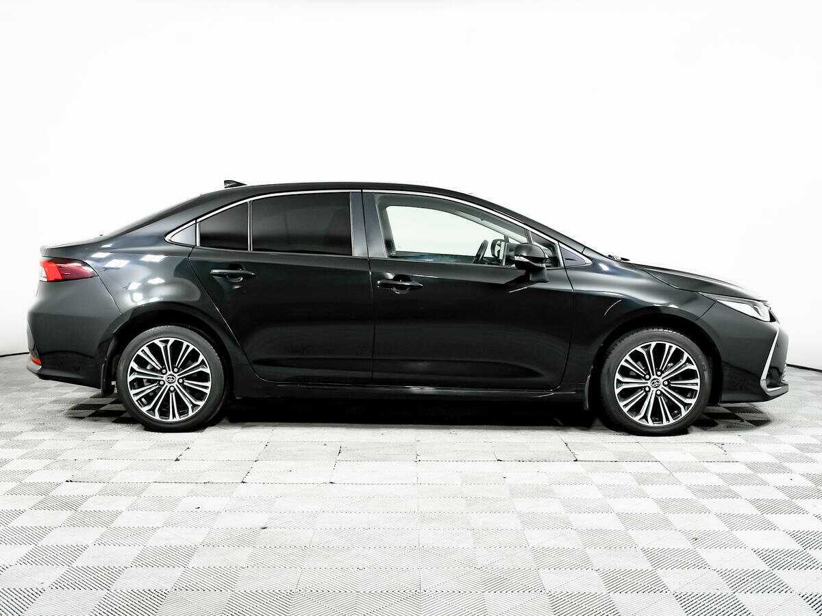 Toyota Corolla с пробегом — 2019 год. Фото: #3