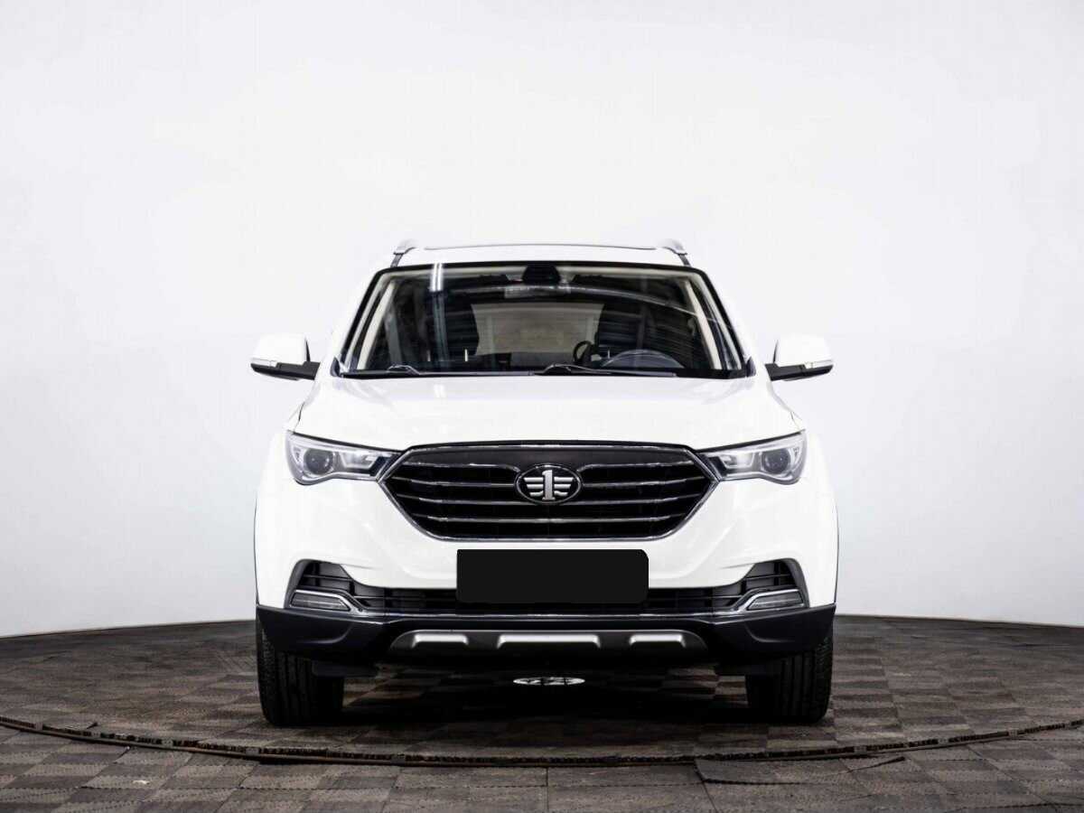 FAW Besturn X40 с пробегом — 2019 год. Фото: #1