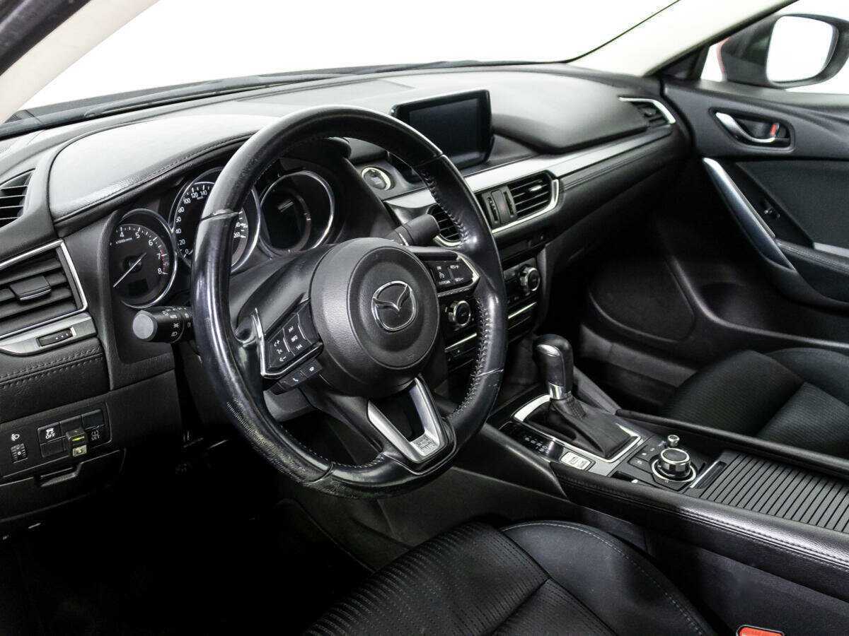 Mazda 6 с пробегом — 2017 год. Фото: #10
