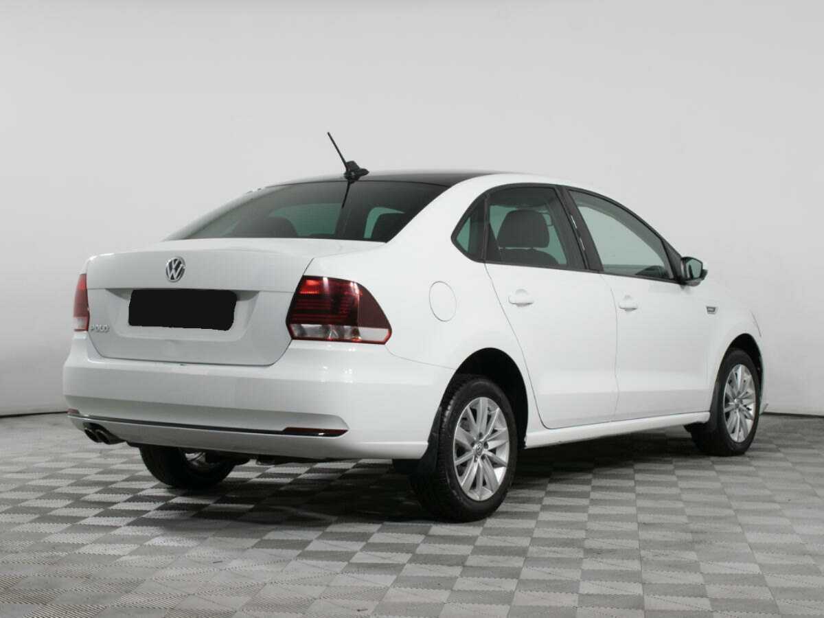 Volkswagen Polo с пробегом — 2019 год. Фото: #4