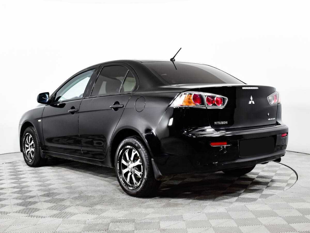 Mitsubishi Lancer с пробегом — 2012 год. Фото: #6