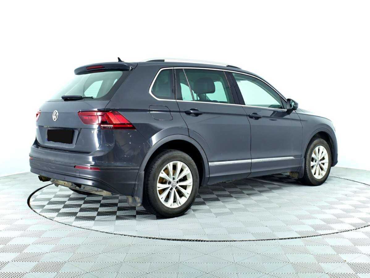 Volkswagen Tiguan с пробегом — 2017 год. Фото: #4