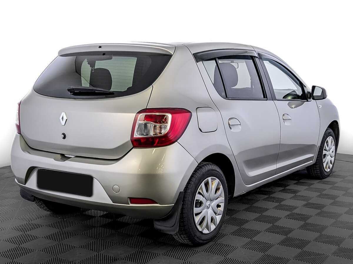 Renault Sandero с пробегом — 2018 год. Фото: #4