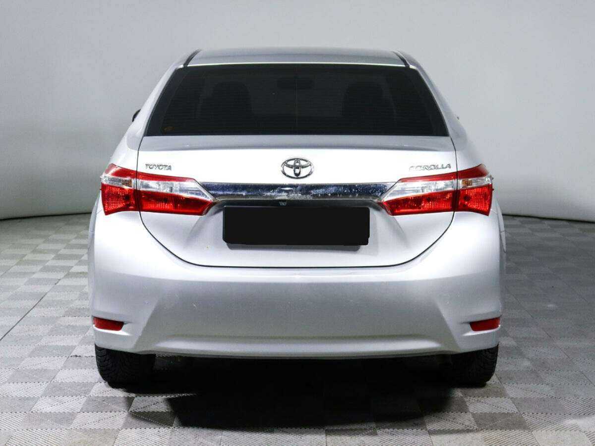 Toyota Corolla с пробегом — 2013 год. Фото: #3