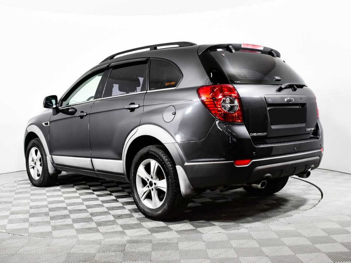Chevrolet Captiva с пробегом — 2012 год. Фото: #6