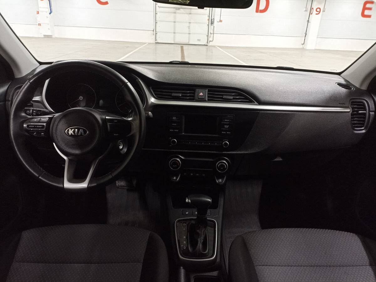 Kia Rio с пробегом — 2021 год. Фото: #13