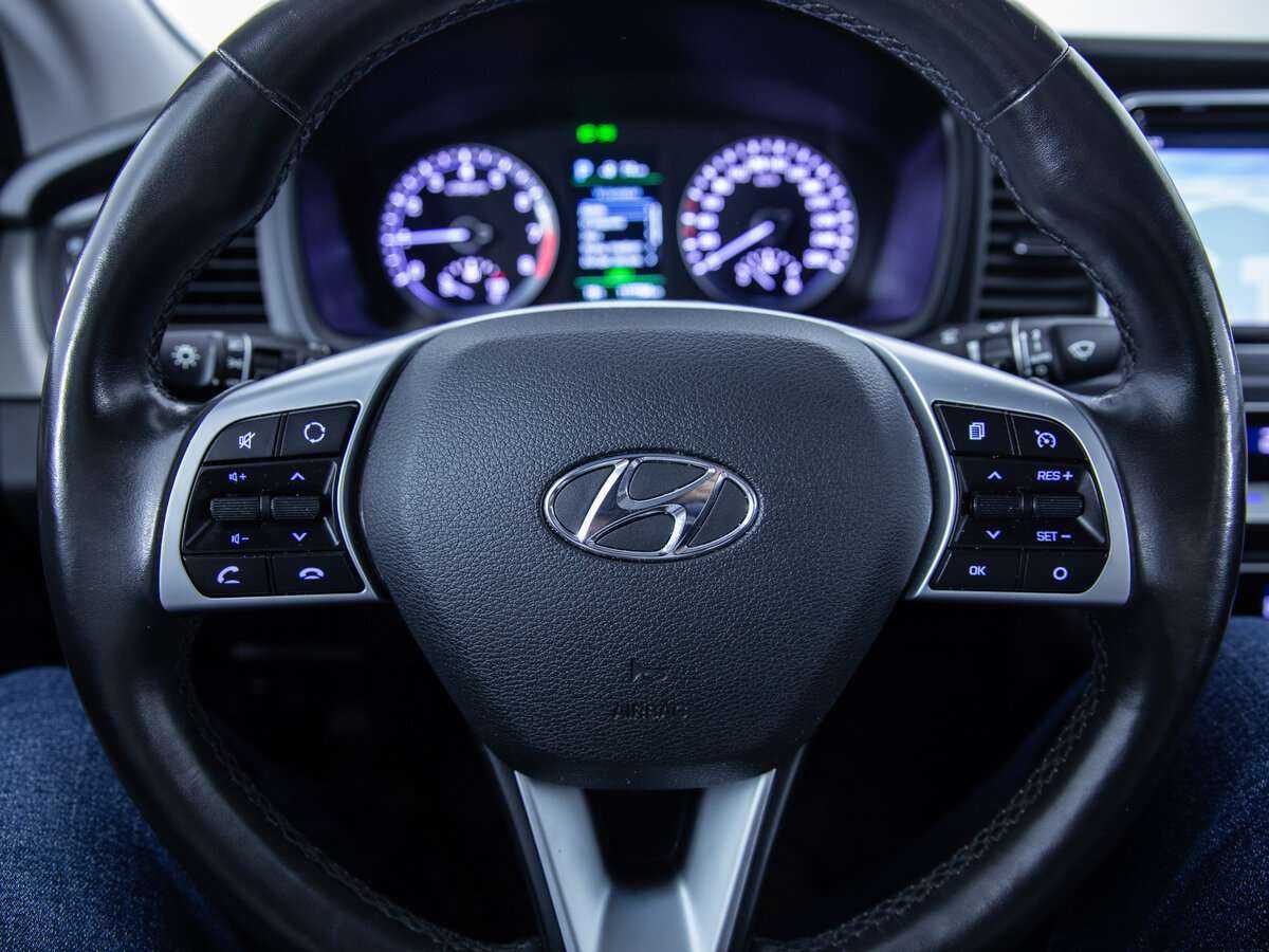Hyundai Sonata с пробегом — 2018 год. Фото: #9