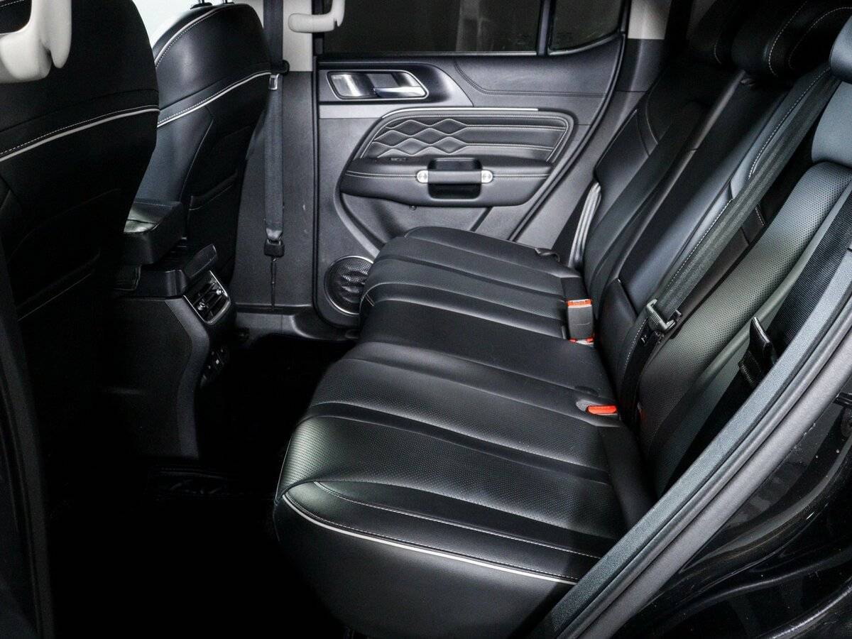 Tank 300 с пробегом — 2022 год. Фото: #9