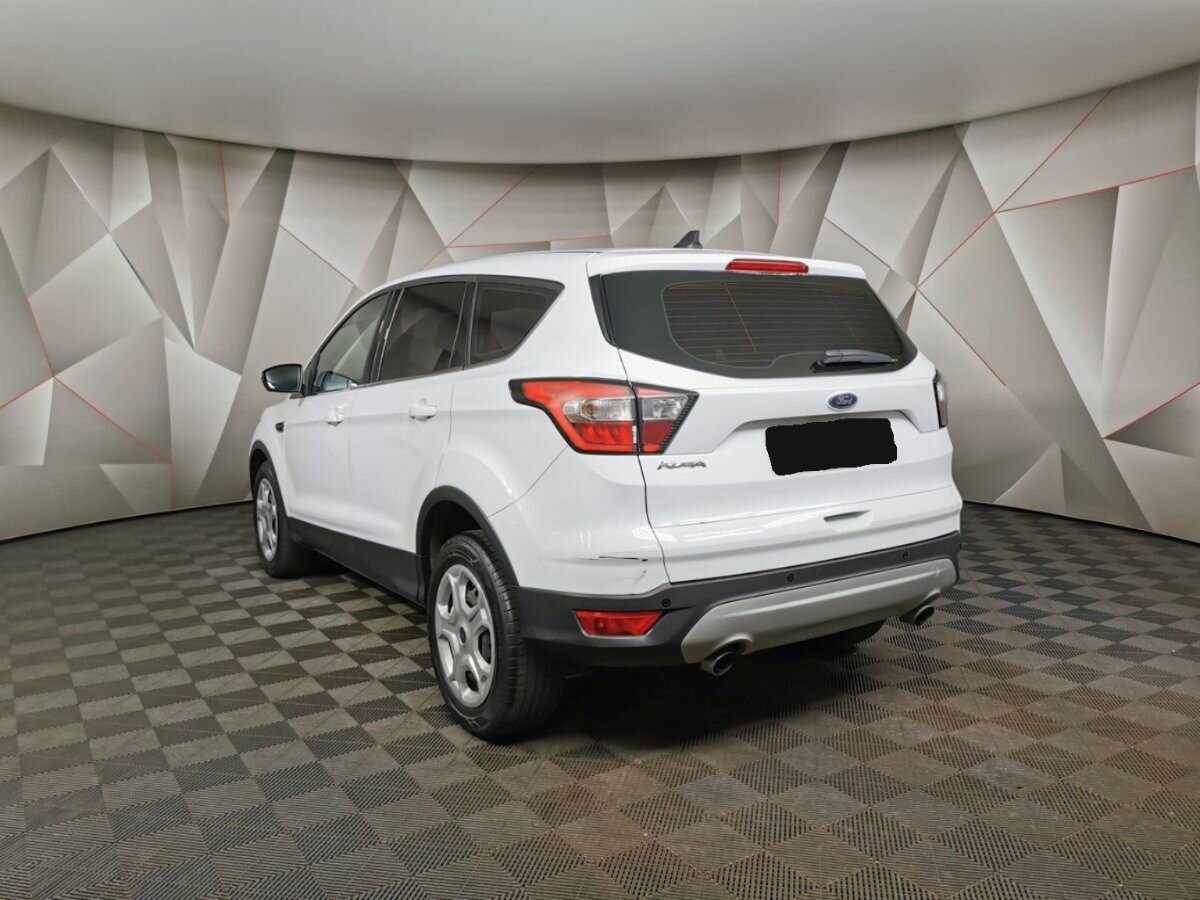 Ford Kuga с пробегом — 2017 год. Фото: #3