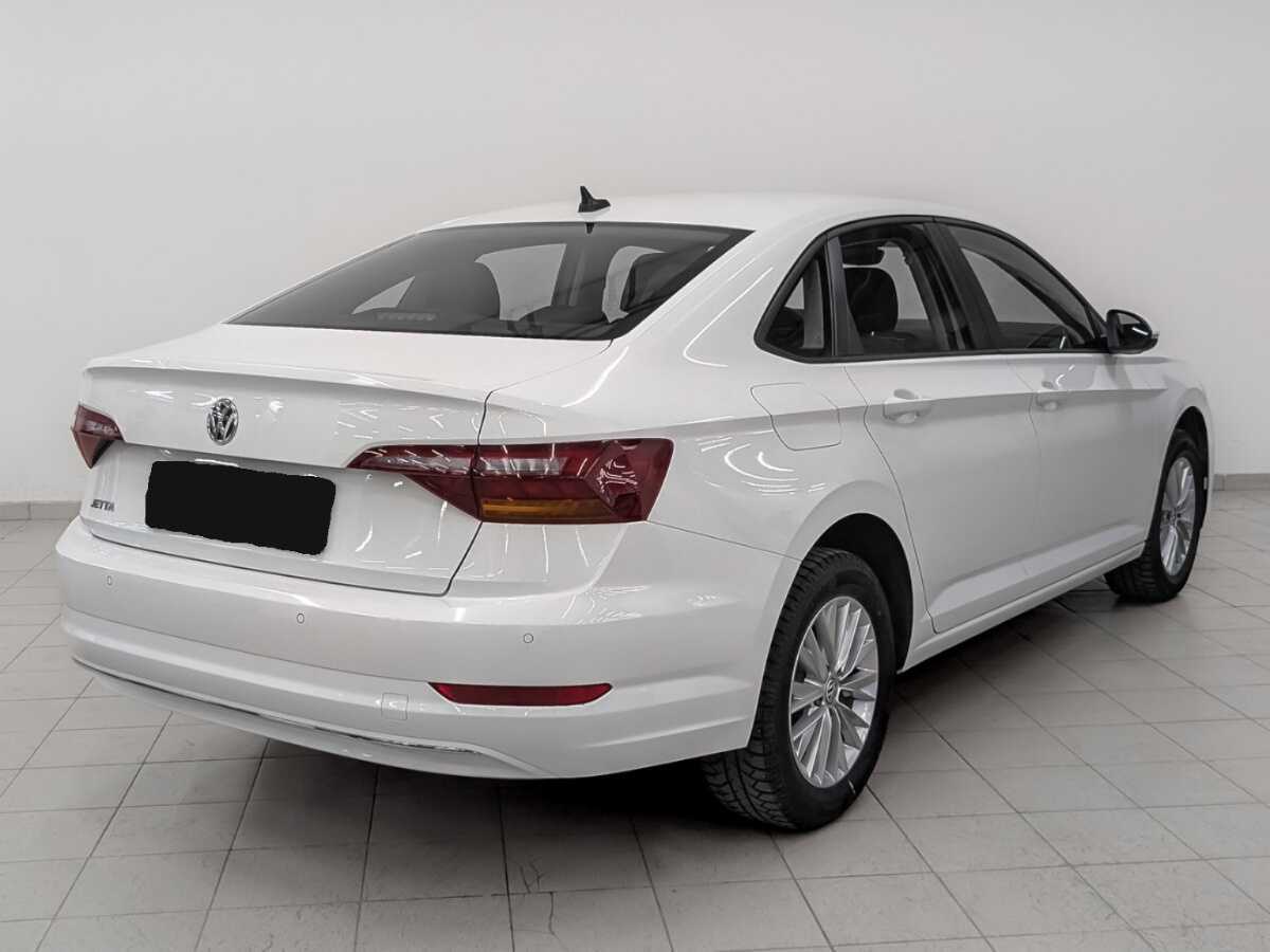 Volkswagen Jetta с пробегом — 2020 год. Фото: #4