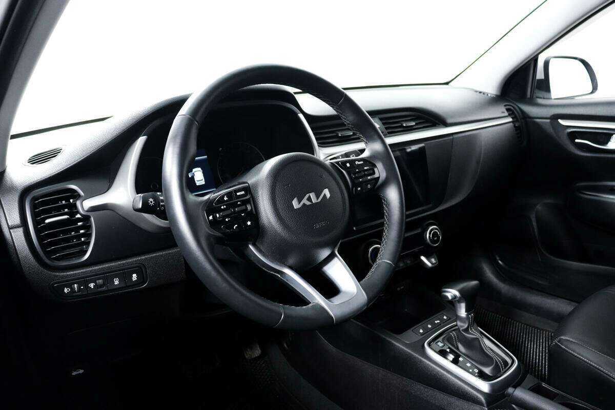 Kia Rio с пробегом — 2021 год. Фото: #12