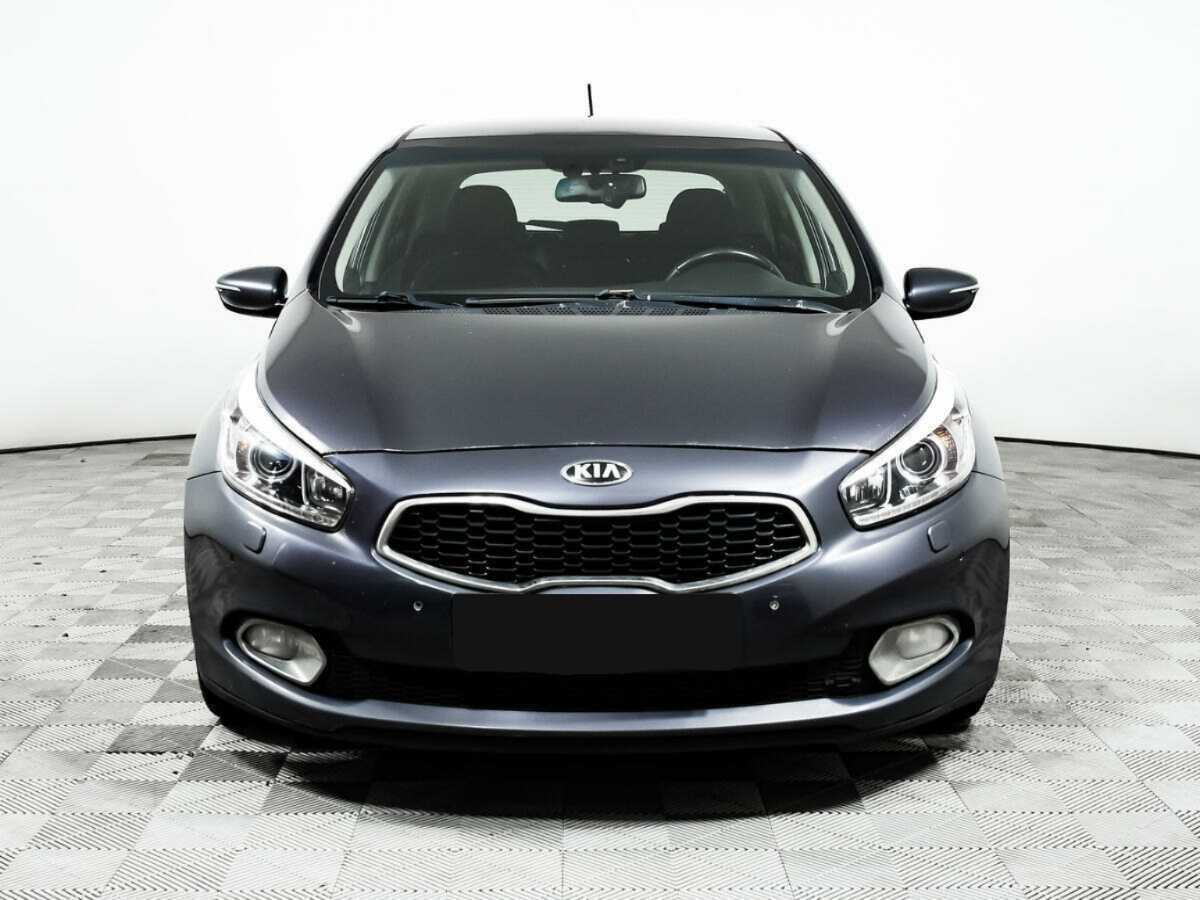Kia Ceed с пробегом — 2012 год. Фото: #1