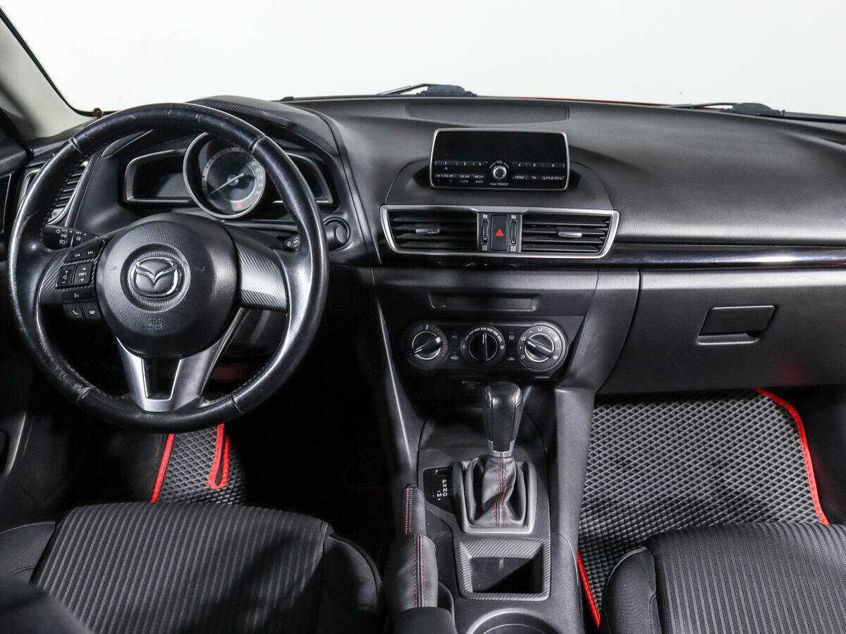Mazda 3 с пробегом — 2013 год. Фото: #8