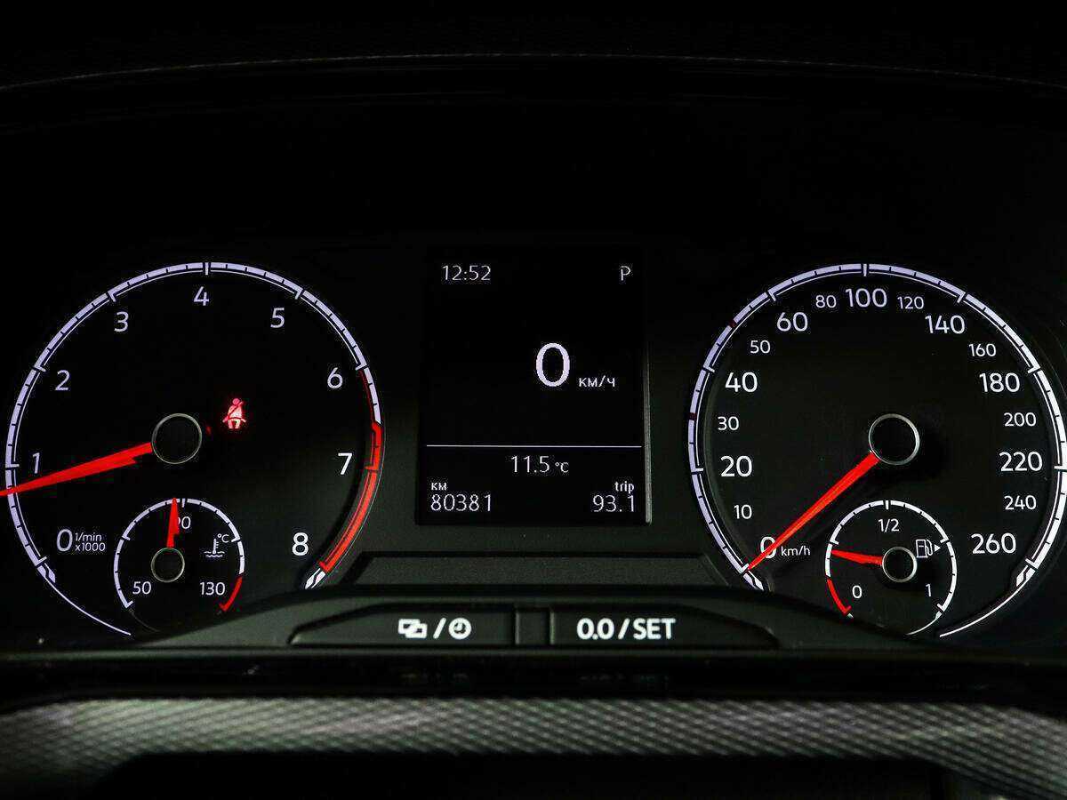 Volkswagen Polo с пробегом — 2021 год. Фото: #7