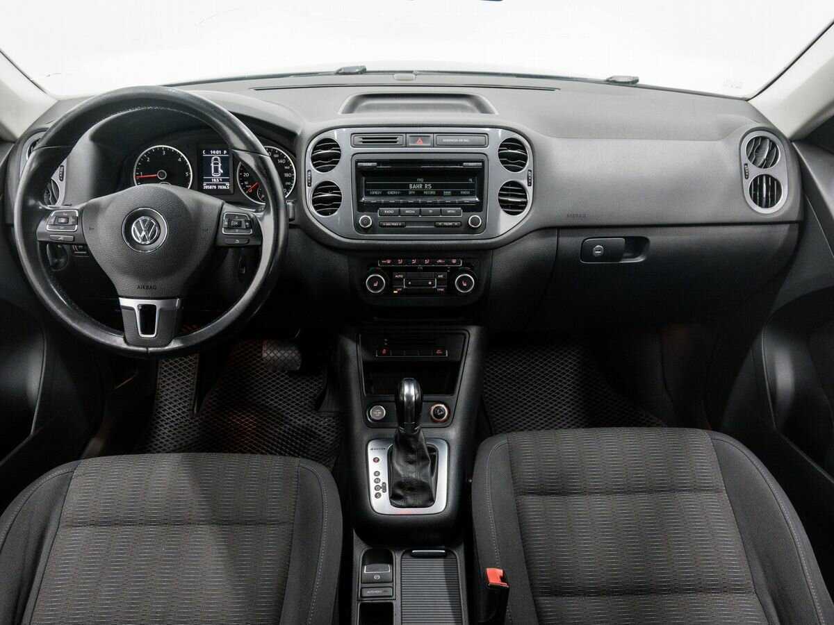 Volkswagen Tiguan с пробегом — 2013 год. Фото: #10