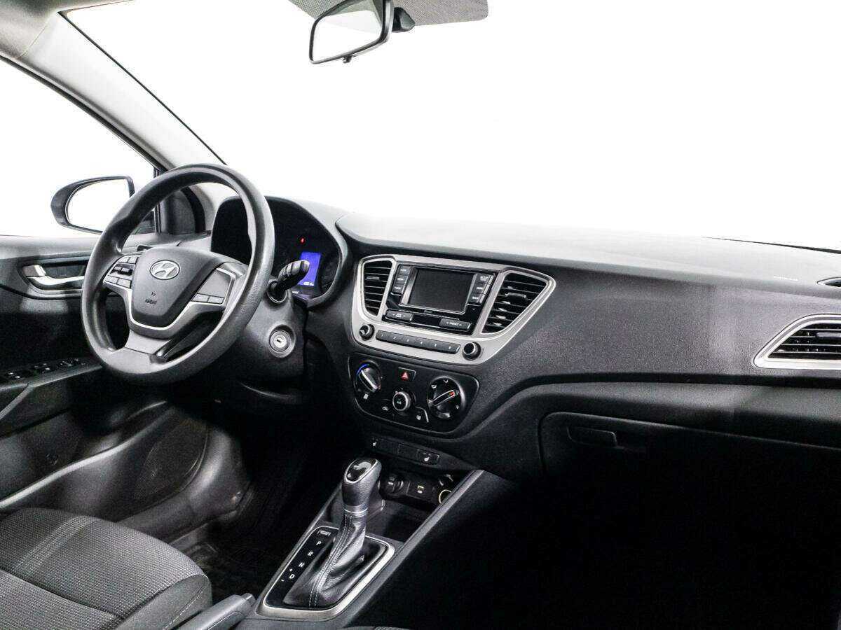 Hyundai Solaris с пробегом — 2020 год. Фото: #8