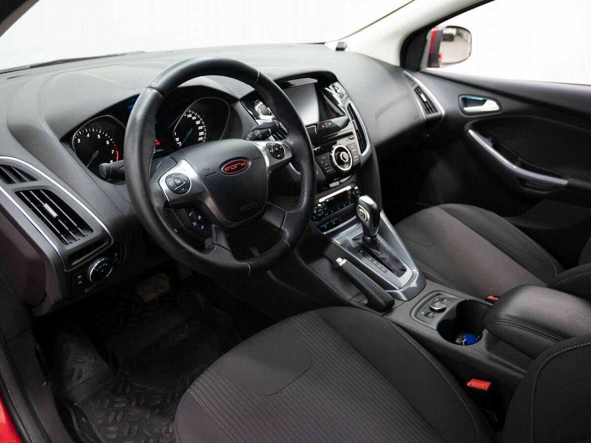 Ford Focus с пробегом — 2014 год. Фото: #6