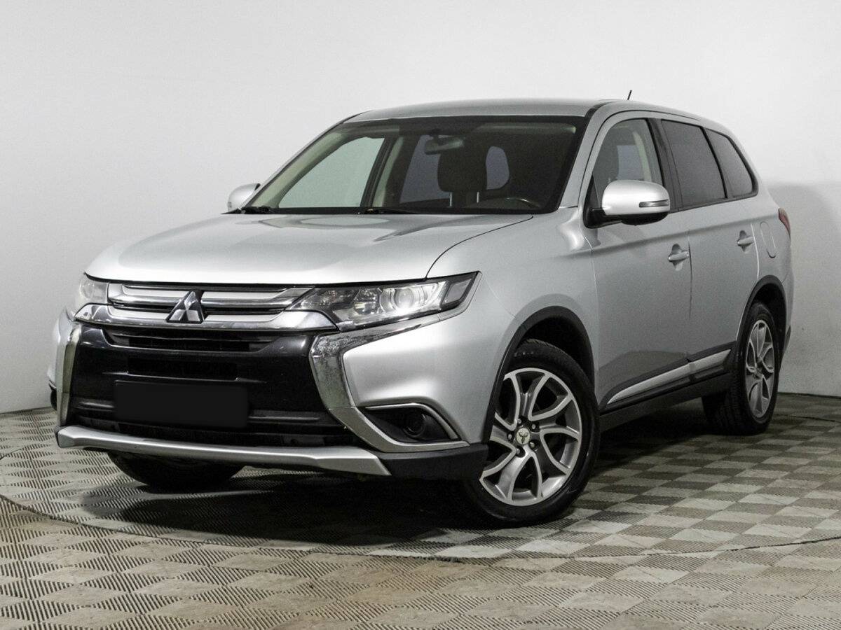 Mitsubishi Outlander с пробегом — 2016 год. Фото: #0