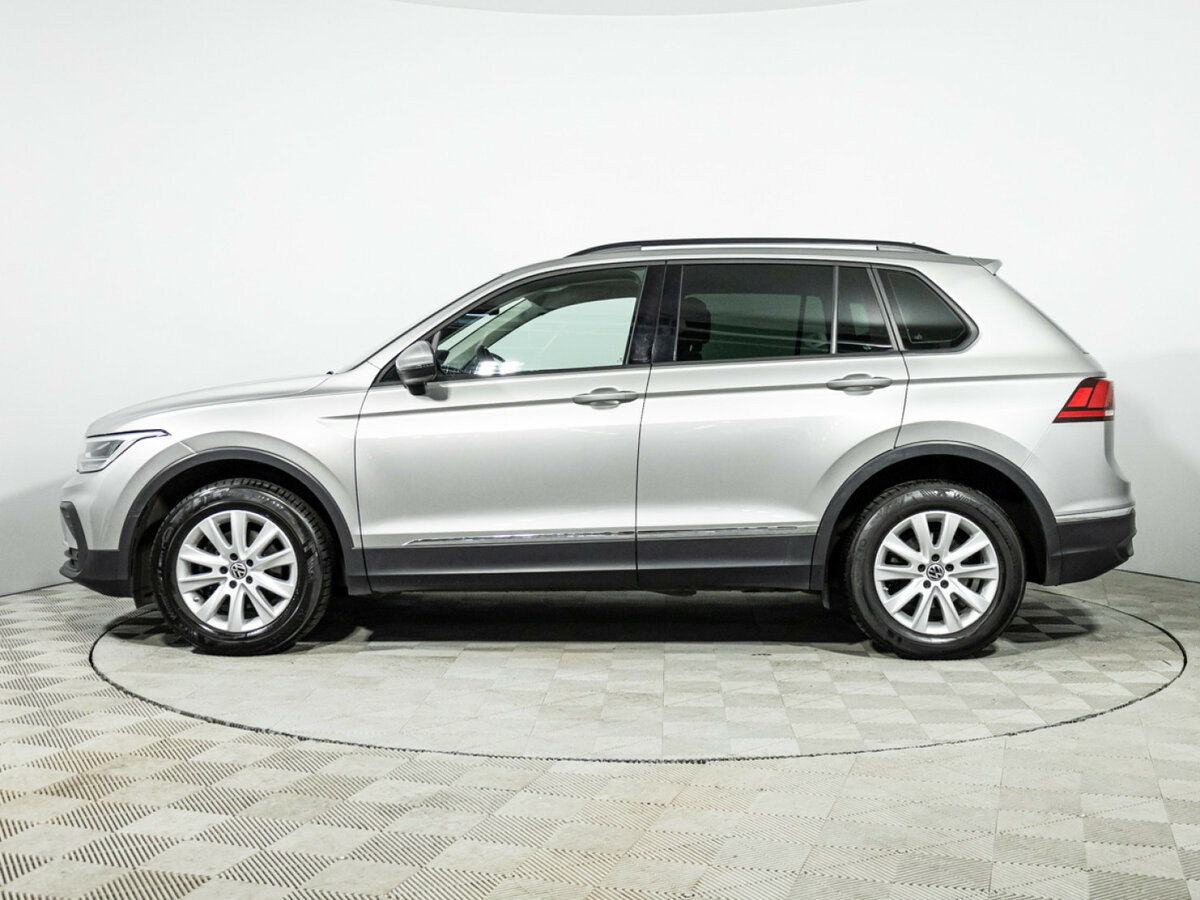 Volkswagen Tiguan с пробегом — 2021 год. Фото: #7