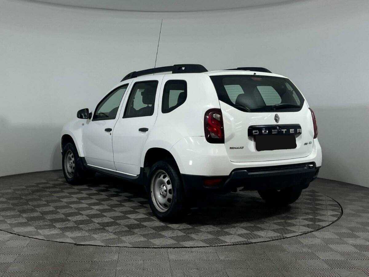 Renault Duster с пробегом — 2017 год. Фото: #6