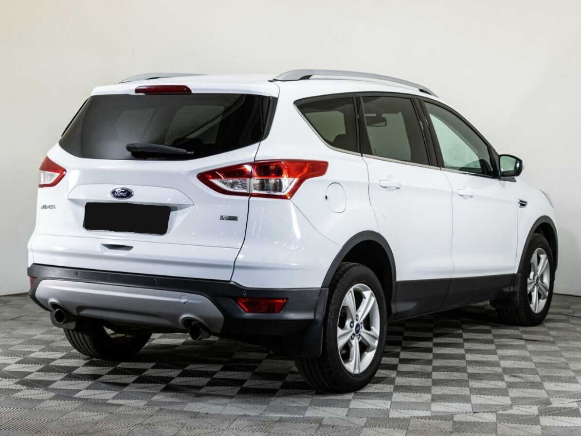 Ford Kuga с пробегом — 2014 год. Фото: #3