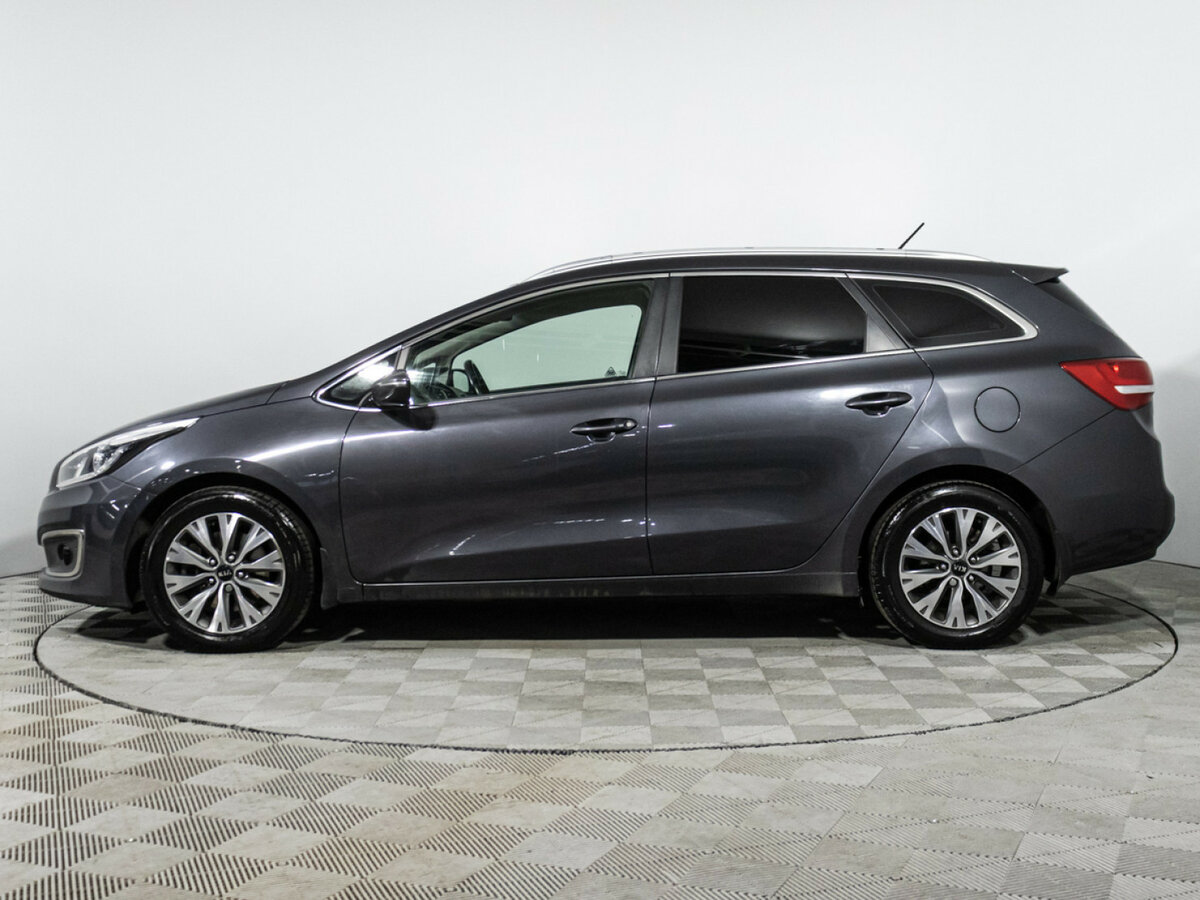 Kia Ceed с пробегом — 2015 год. Фото: #7
