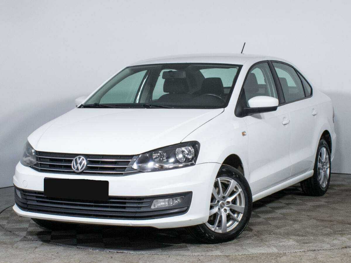 Volkswagen Polo с пробегом — 2015 год. Фото: #0