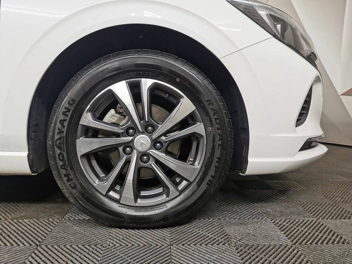 Changan Eado Plus с пробегом — 2023 год. Фото: #17