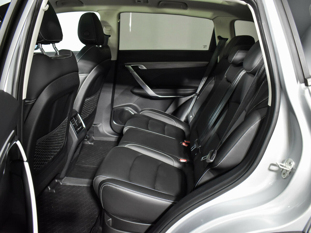 Geely Atlas Pro с пробегом — 2022 год. Фото: #10