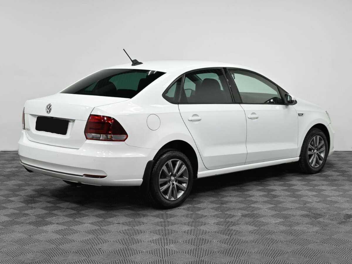 Volkswagen Polo с пробегом — 2019 год. Фото: #1