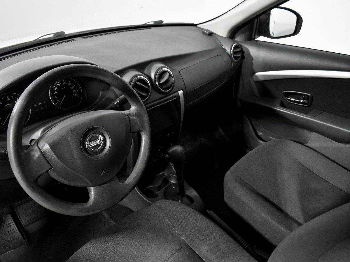 Nissan Almera с пробегом — 2013 год. Фото: #8