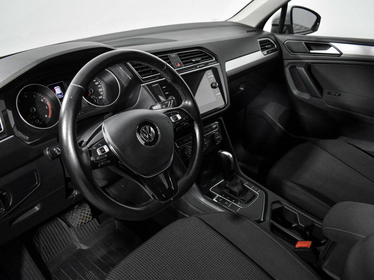 Volkswagen Tiguan с пробегом — 2019 год. Фото: #8