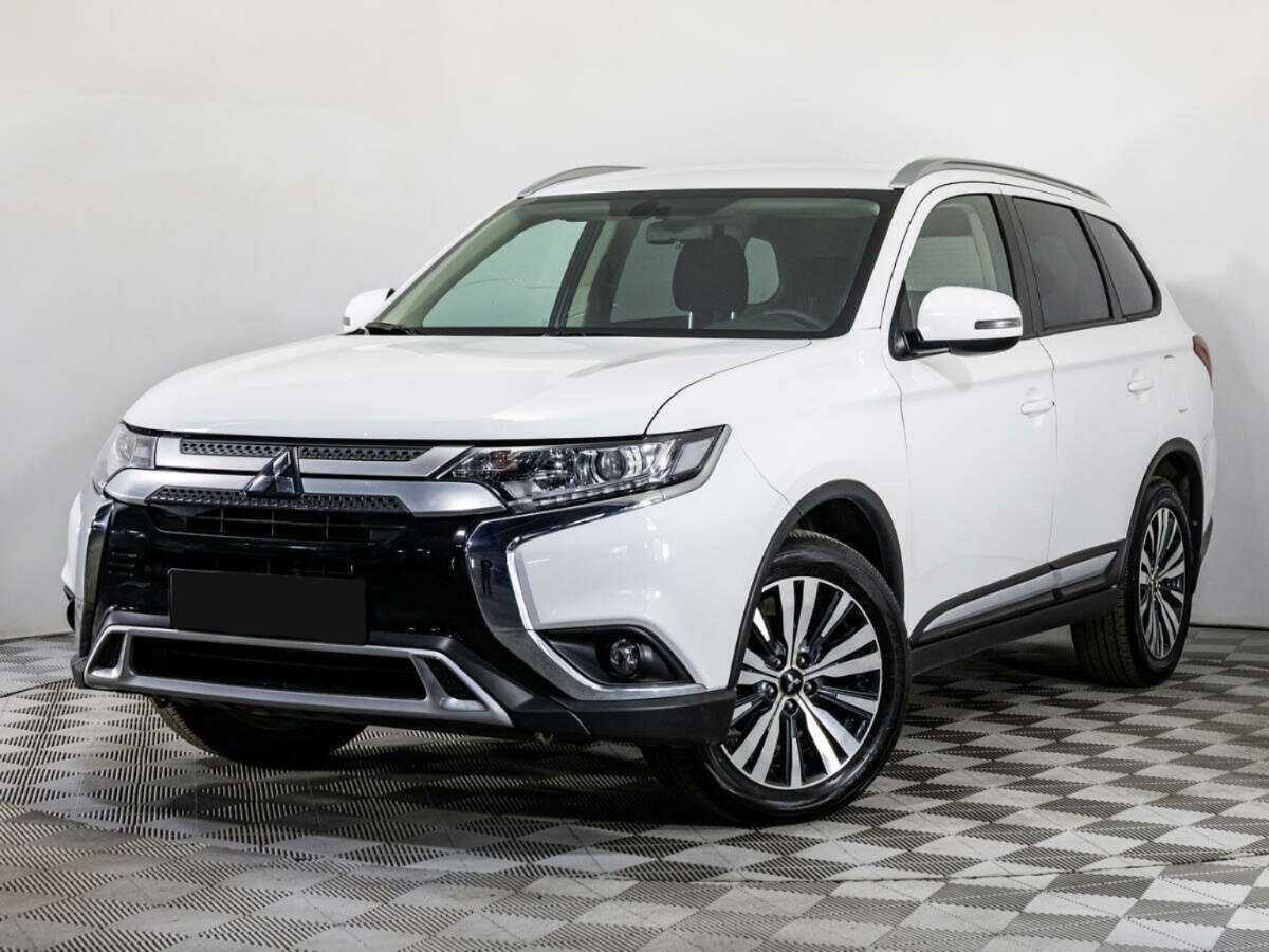 Mitsubishi Outlander с пробегом — 2021 год. Фото: #0
