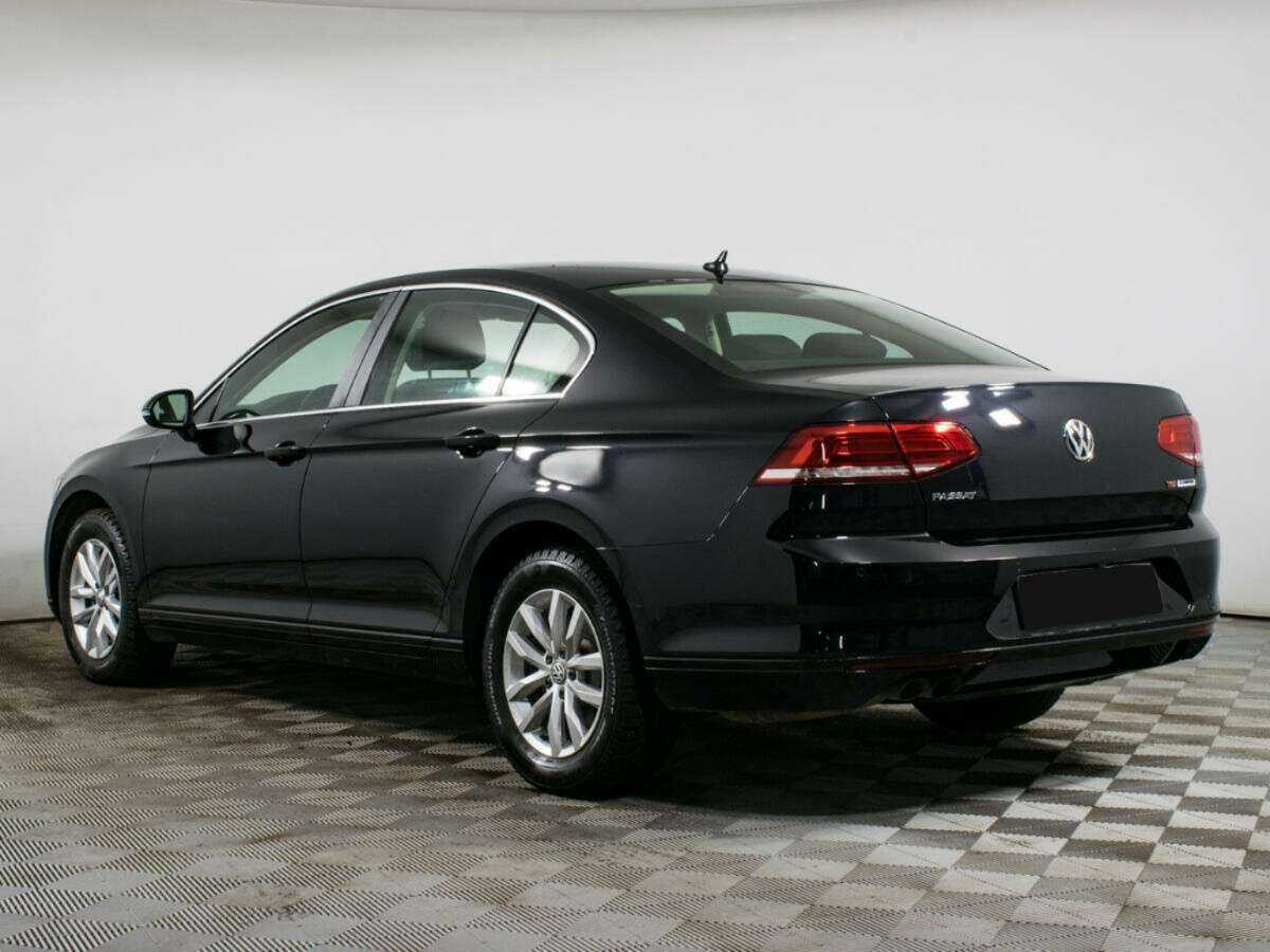 Volkswagen Passat с пробегом — 2017 год. Фото: #5
