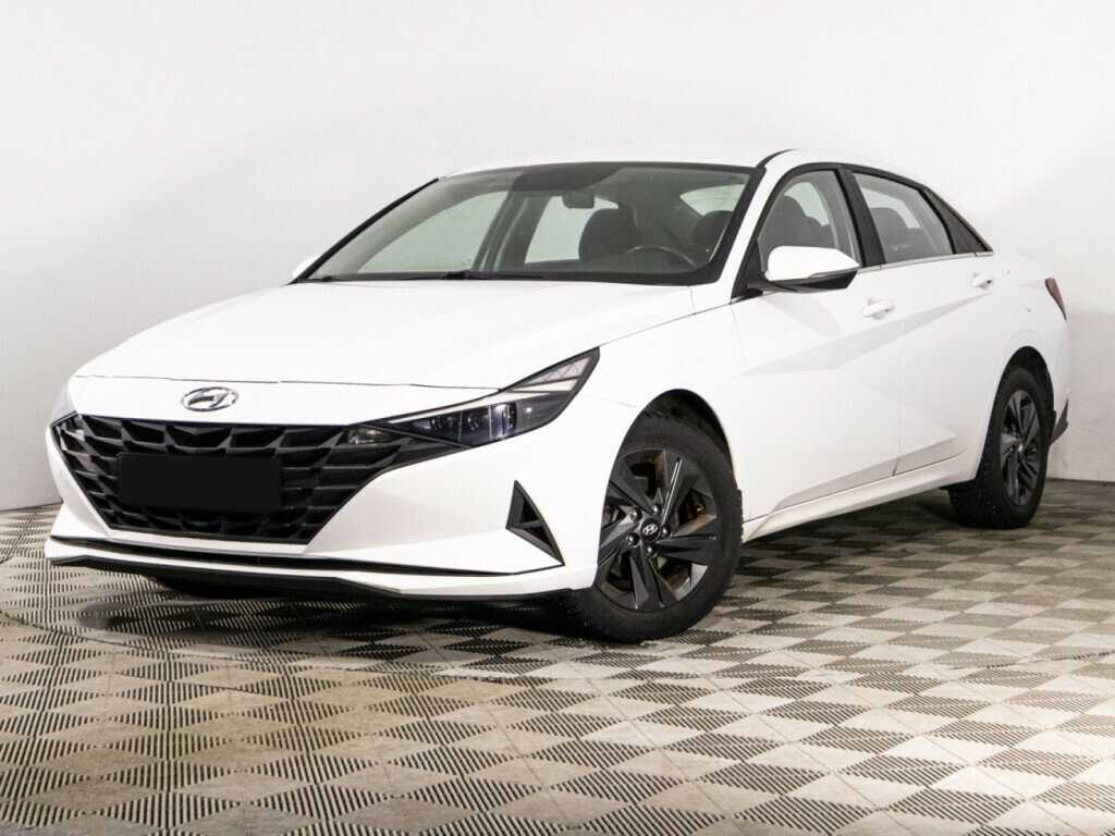 Hyundai Elantra с пробегом — 2021 год. Посмотреть фото