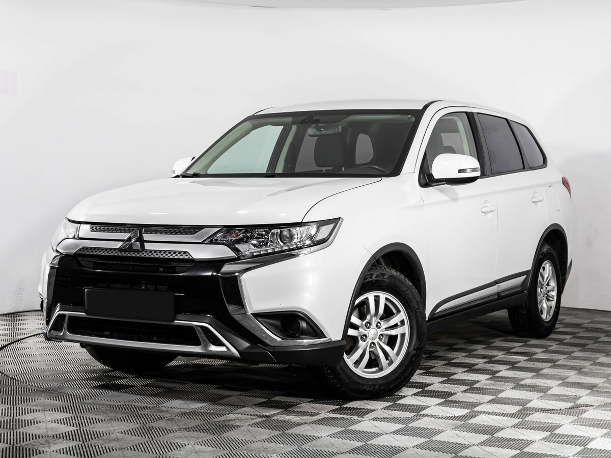Mitsubishi Outlander с пробегом — 2018 год. Посмотреть фото