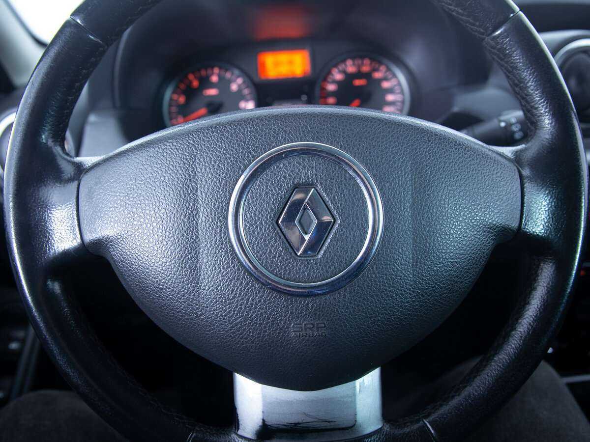 Renault Duster с пробегом — 2013 год. Фото: #12