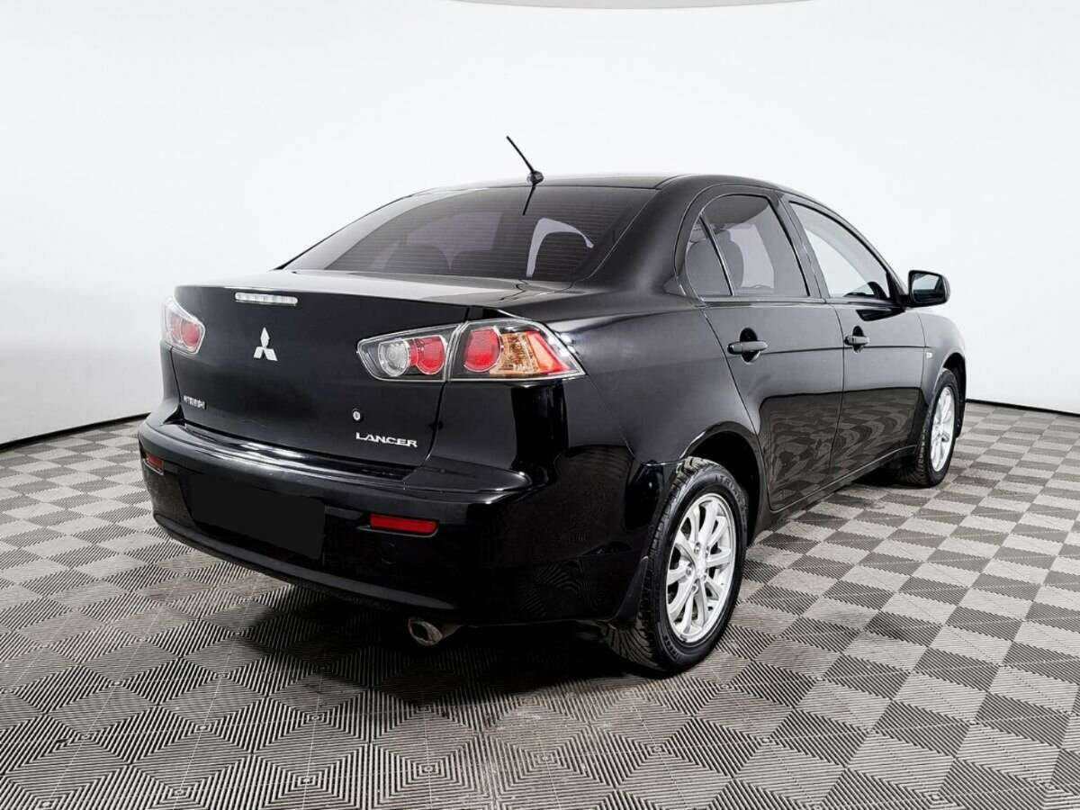 Mitsubishi Lancer с пробегом — 2012 год. Фото: #4