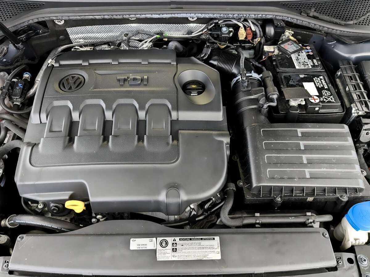 Volkswagen Passat с пробегом — 2018 год. Фото: #8