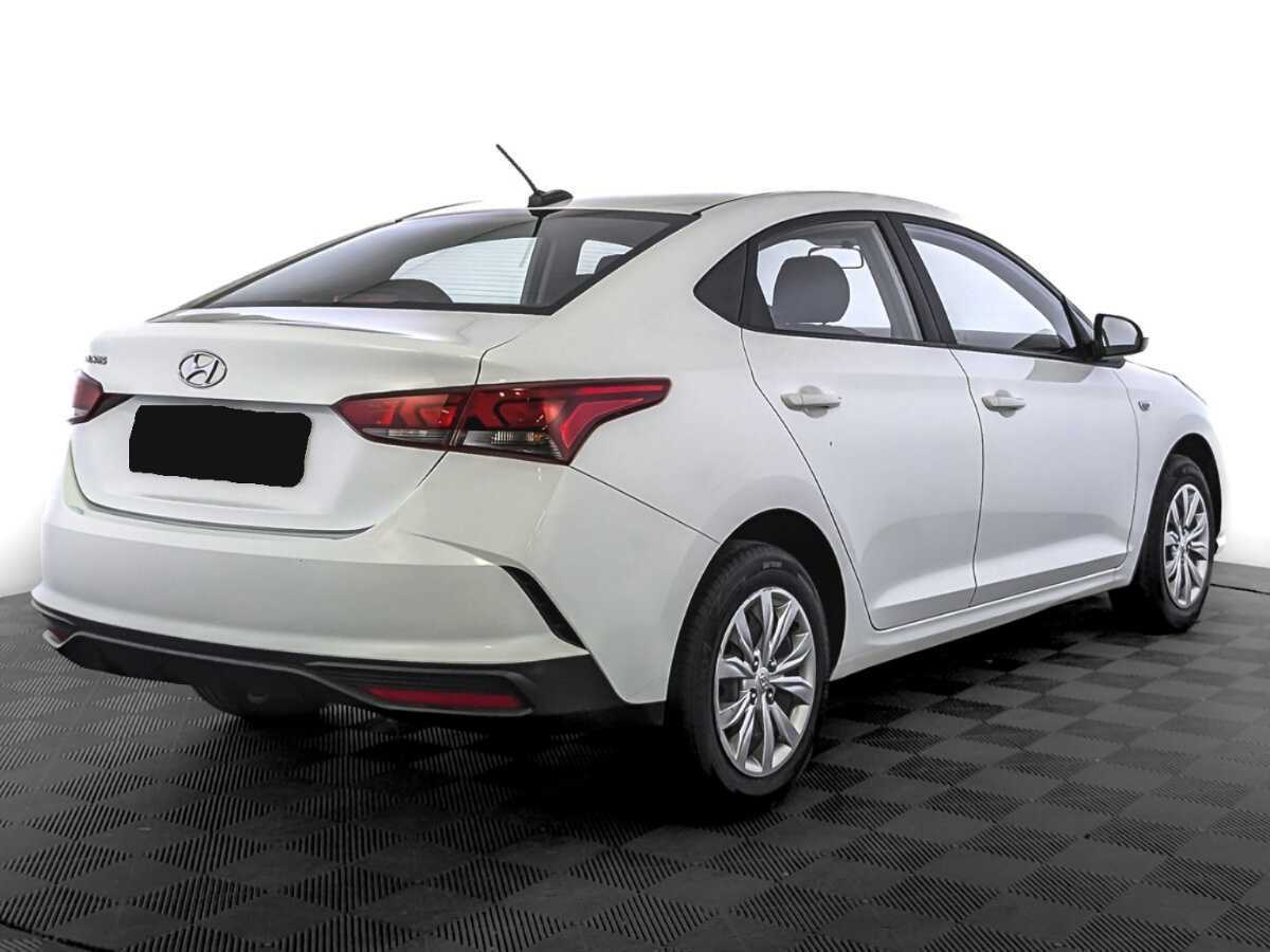 Hyundai Solaris с пробегом — 2020 год. Фото: #4