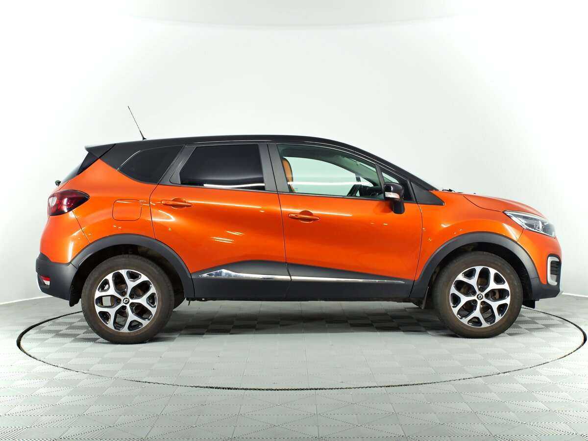 Renault Kaptur с пробегом — 2016 год. Фото: #3