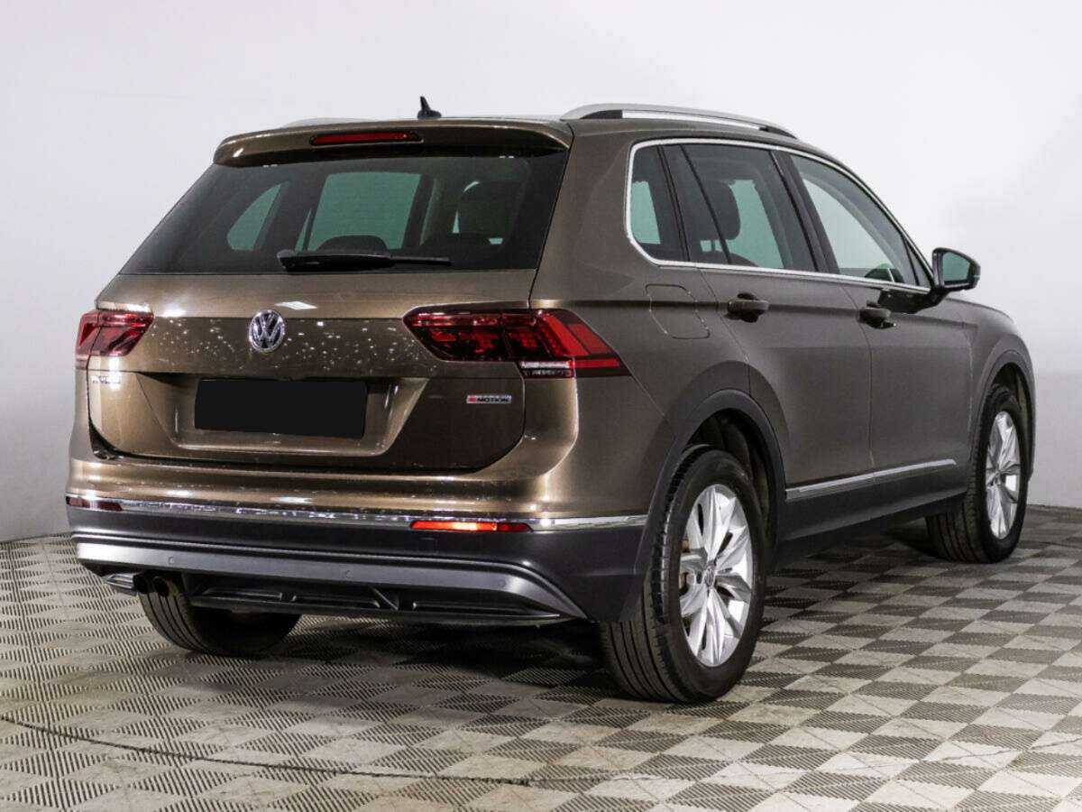 Volkswagen Tiguan с пробегом — 2018 год. Фото: #4
