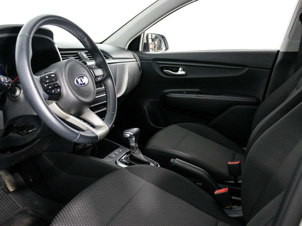 Kia Rio с пробегом — 2021 год. Фото: #9