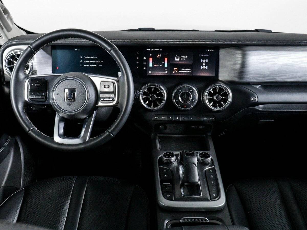 Tank 300 с пробегом — 2022 год. Фото: #11