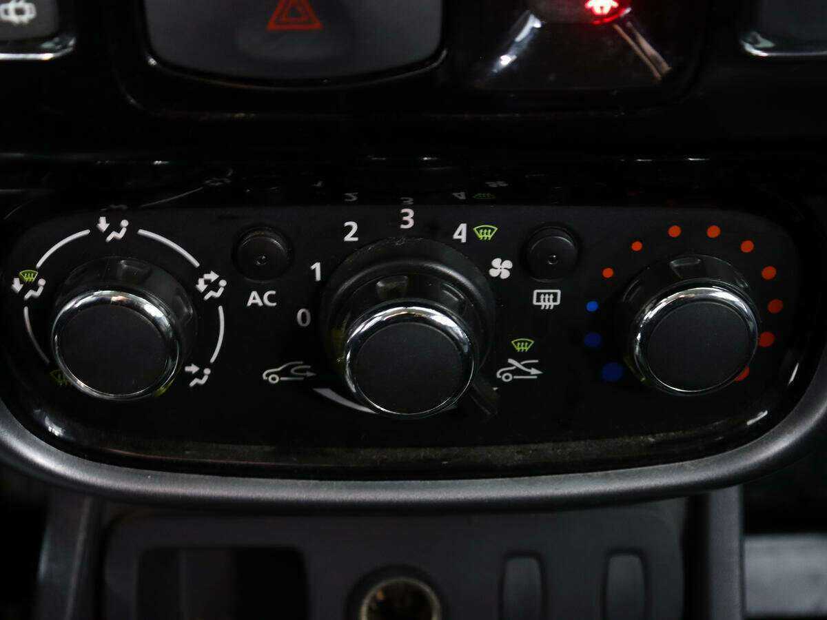 Renault Duster с пробегом — 2012 год. Фото: #15