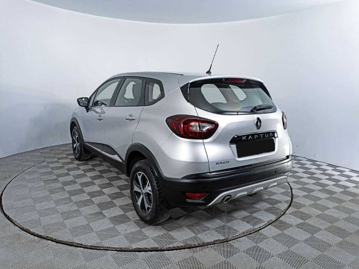 Renault Kaptur с пробегом — 2018 год. Фото: #6