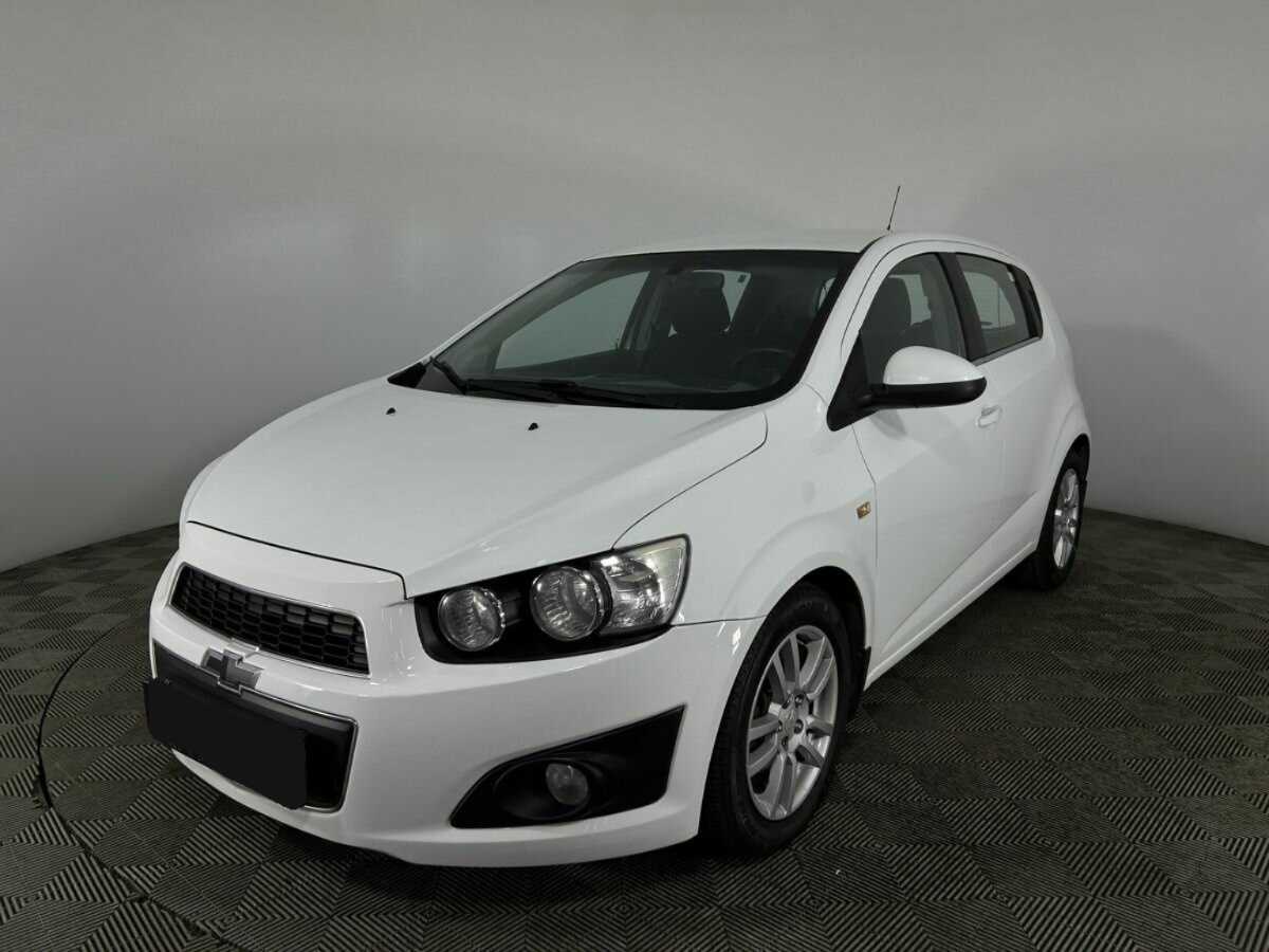 Chevrolet Aveo с пробегом — 2014 год. Фото: #0