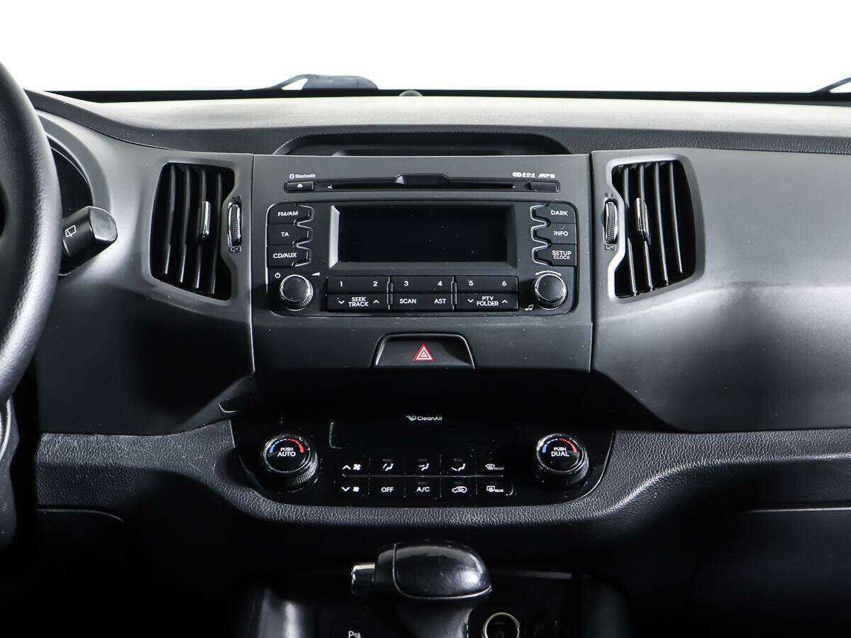 Kia Sportage с пробегом — 2012 год. Фото: #11
