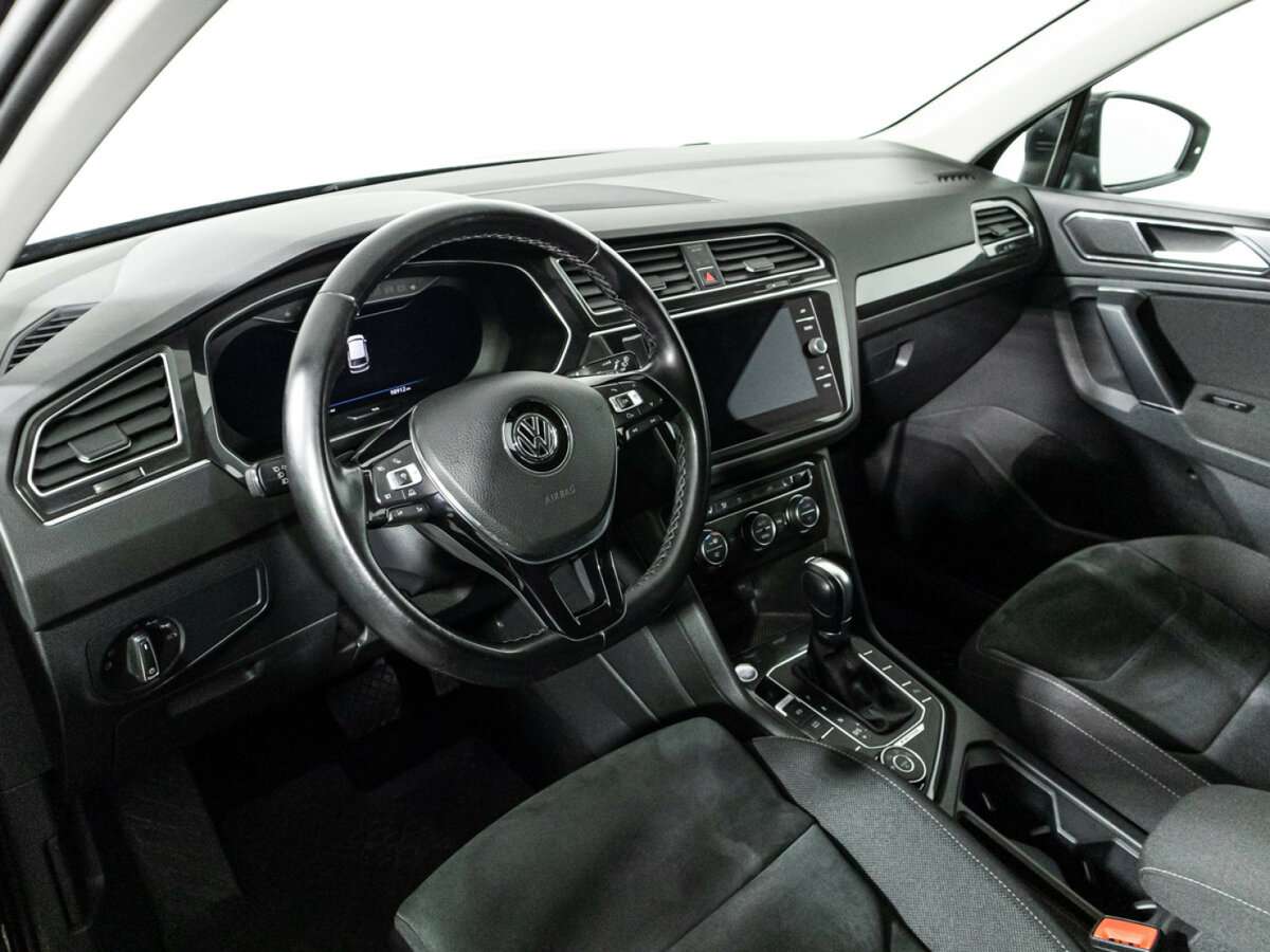 Volkswagen Tiguan с пробегом — 2018 год. Фото: #10