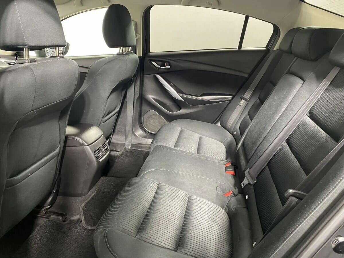 Mazda 6 с пробегом — 2015 год. Фото: #8